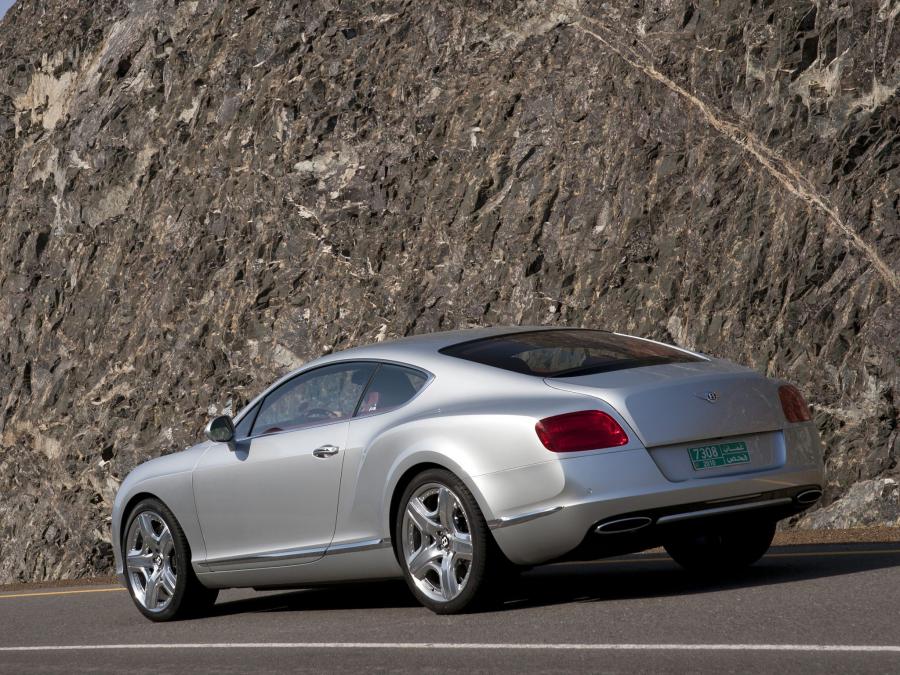  Bentley Continental GT 2011 года  (фото 138 из 151)